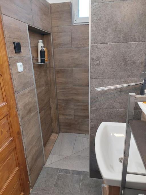 Ujszeged Apartman Buitenkant foto