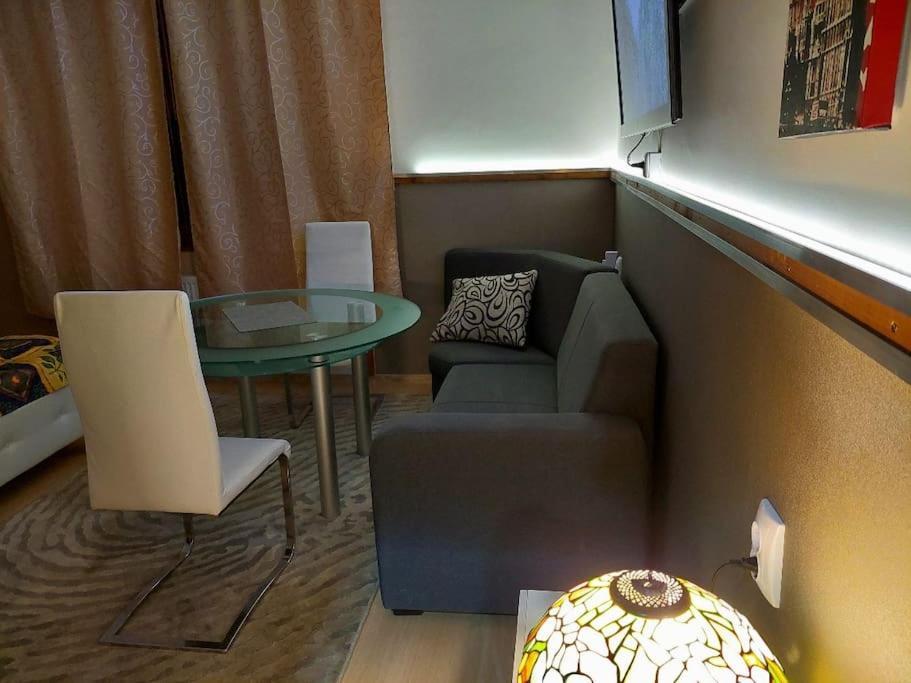 Ujszeged Apartman Buitenkant foto