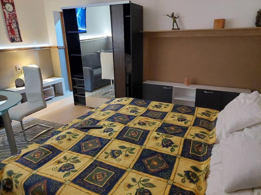 Ujszeged Apartman Buitenkant foto
