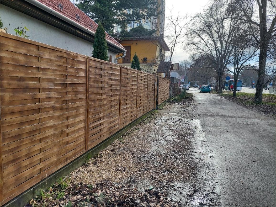 Ujszeged Apartman Buitenkant foto
