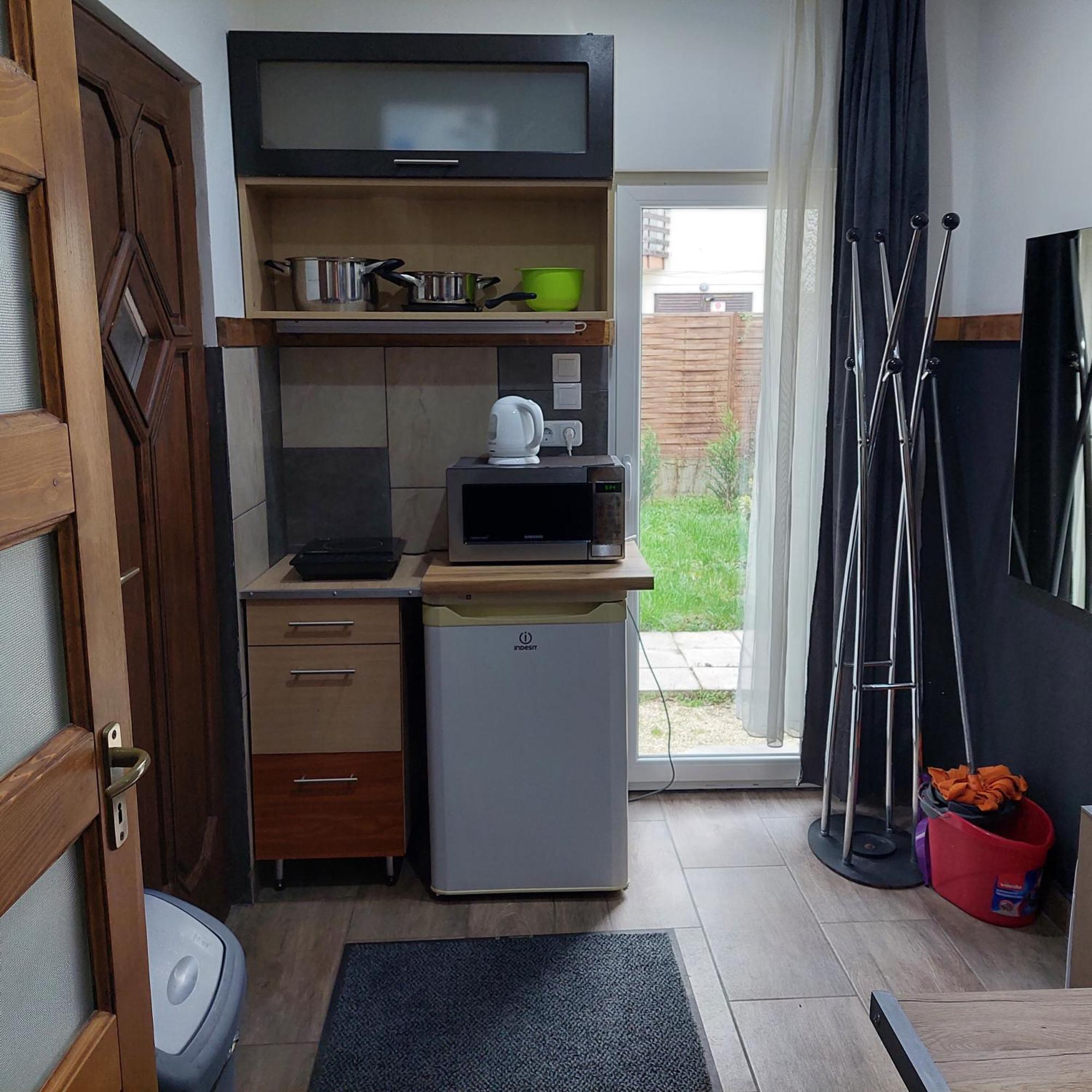 Ujszeged Apartman Buitenkant foto