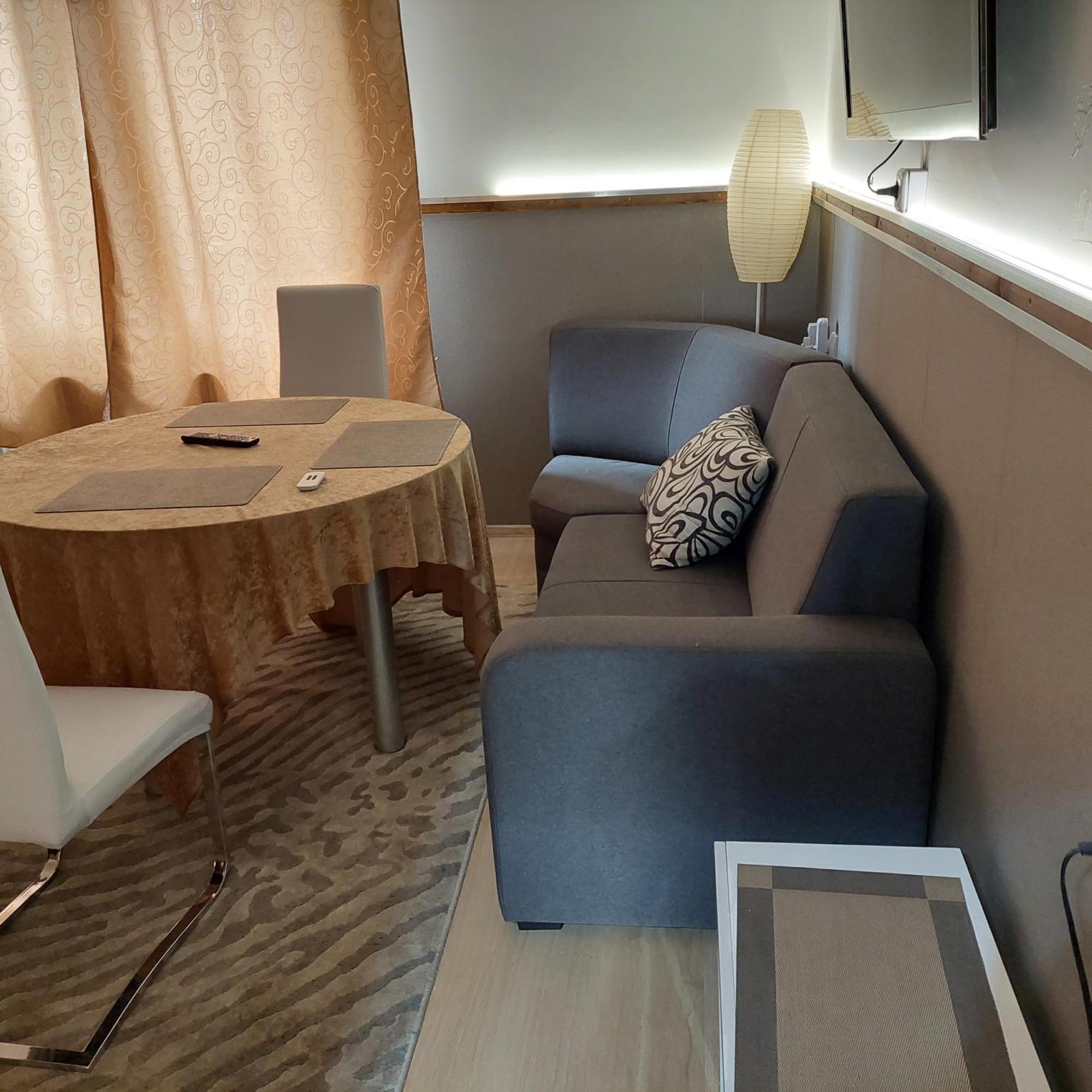Ujszeged Apartman Buitenkant foto