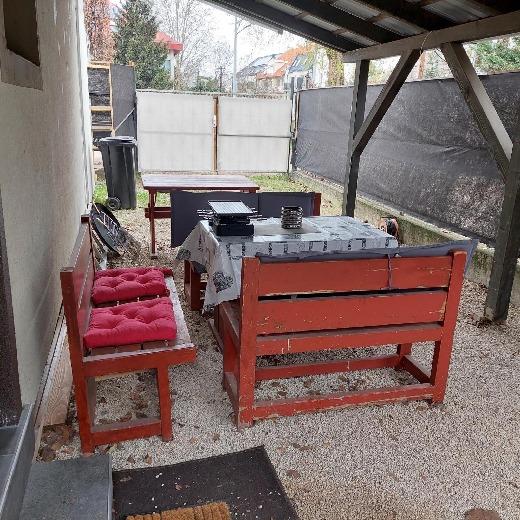 Ujszeged Apartman Buitenkant foto