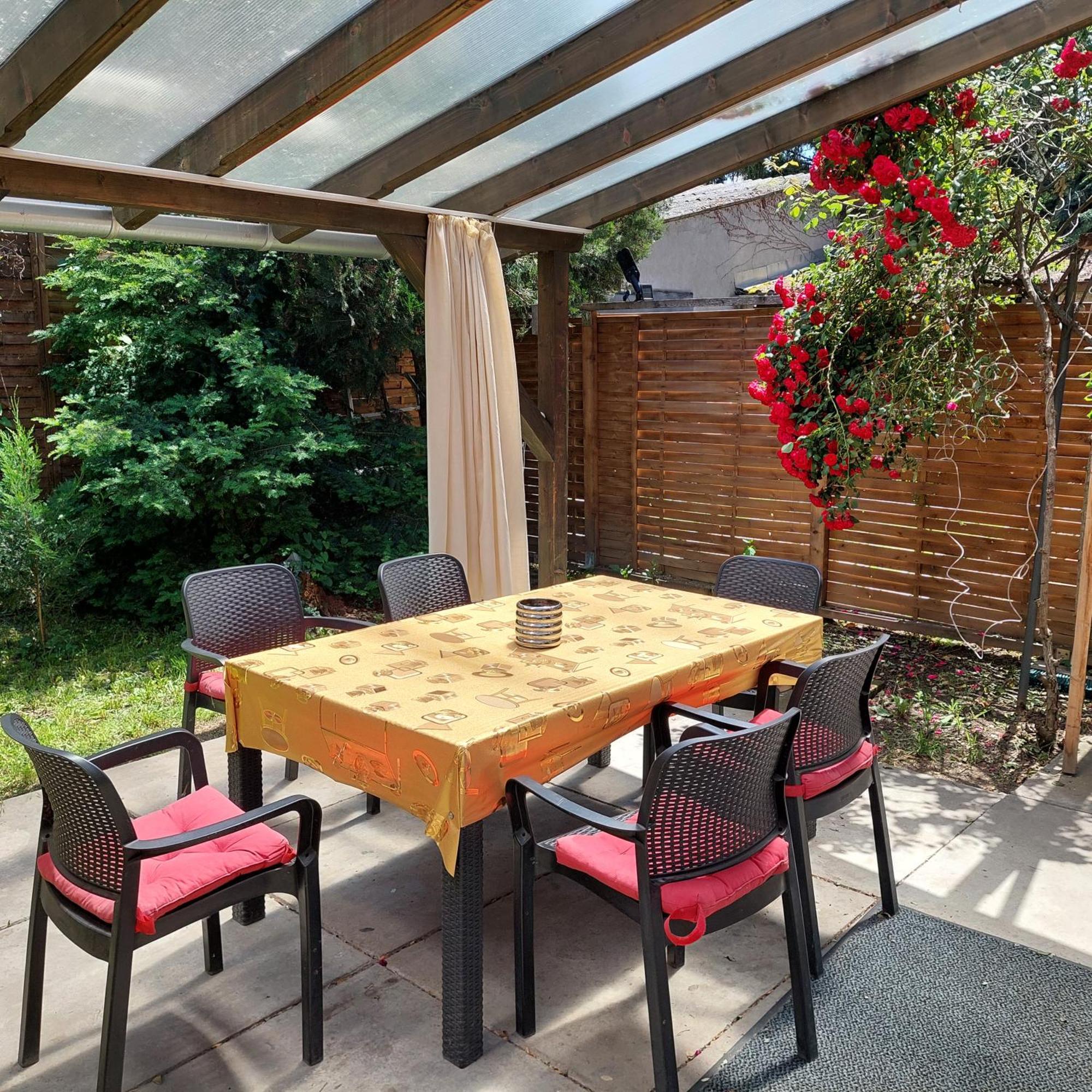 Ujszeged Apartman Buitenkant foto